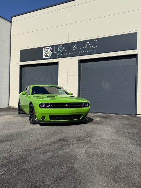 DODGE CHALLENGER