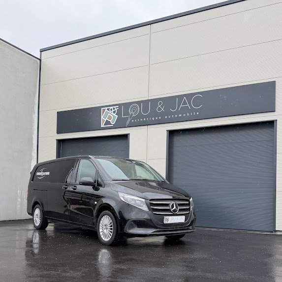 MERCEDES VITO (Lavage utilitaire professionnel Isle sur la Sorgue Gadagne Morières les Avignon)