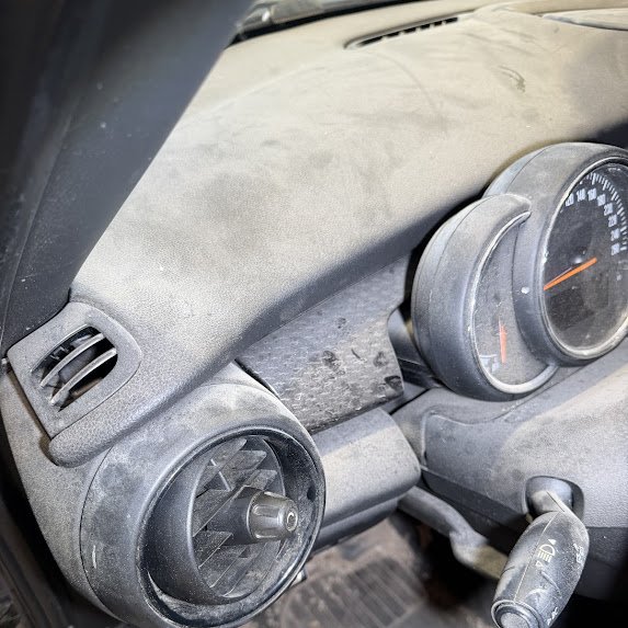 MINI COOPER JCW (Nettoyage complet voiture avant la vente Le Thor Vedène Monteux) — avant